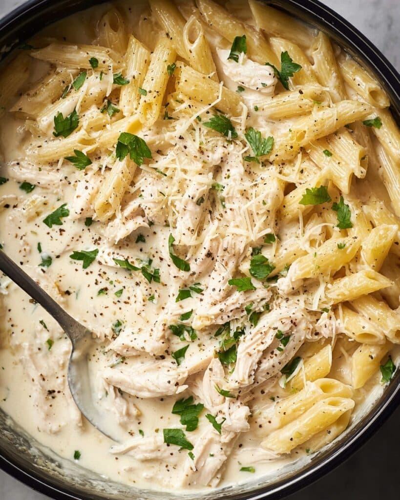 The BEST Crockpot Chicken Alfredo Recipe